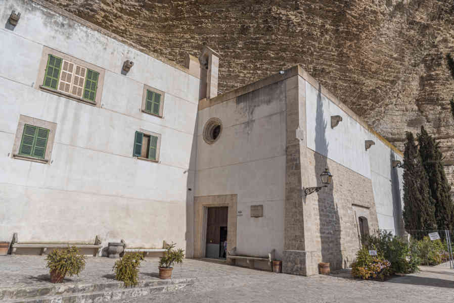Mallorca - Randa 16 - santuari de Gràcia.jpg